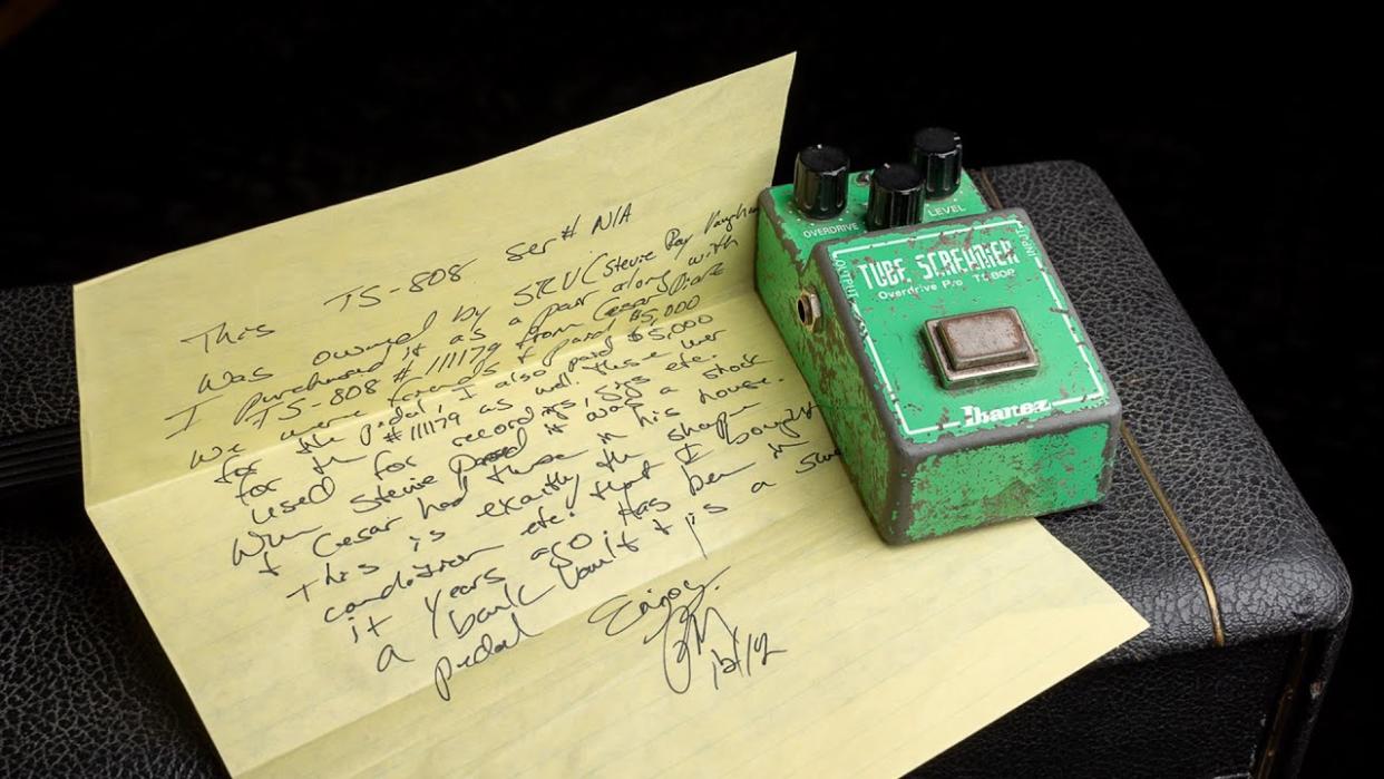  Stevie Ray Vaughan's 1980s Ibanez Tube Screamer with a letter from the previous owner 