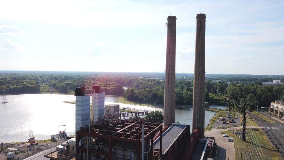 SWEPCO has started the process of removing the nearly century-old chimney stacks at its Arsenal Hill Power Plant in Shreveport. The stacks are seen as iconic to the Shreveport skyline.