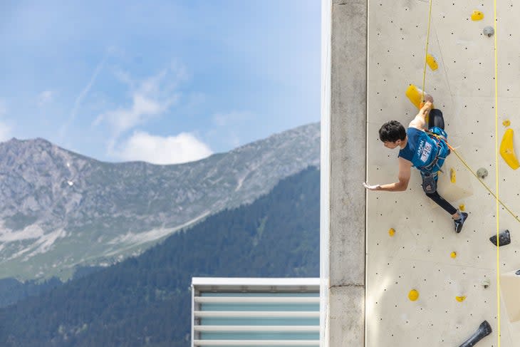 <span class="article__caption">Takano Tadashi of Japan competes in the men’s Lead qualification during the 2022 IFSC Paraclimbing World Cup in Innsbruck (AUT).</span> (Photo: Jan Virt/IFSC)