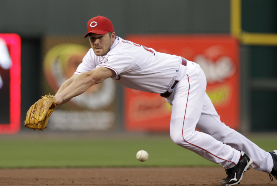 Cincinnati Reds third baseman Scott Rolen in action against the Arizona Diamondbacks in a baseball game, Tuesday, Sept. 14, 2010, in Cincinnati. (AP Photo/Al Behrman)