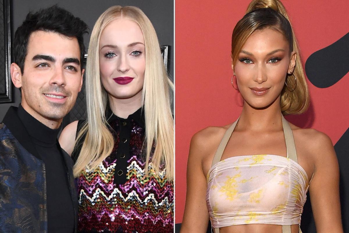 Joe Jonas Sophie Turner And Bella Hadid Recreate Kylie Jenners Kuwtk Scene Iconic