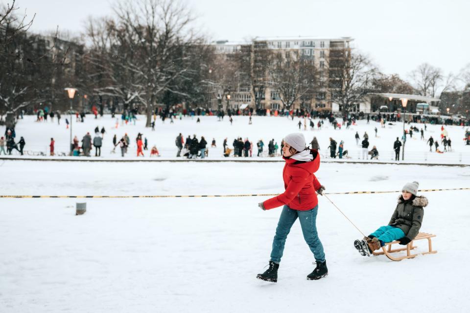 Kinder in Deutschland aufzuziehen, hat einige Überraschungen mit sich gebracht.  - Copyright: golero/Getty Images