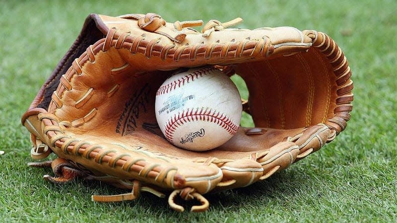 A Minnesota man is sentenced to three years in prison for illegal streaming and attempting to extort the MLB