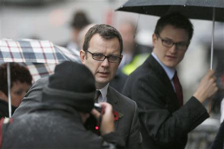 Former News of the World editor Andy Coulson arrives at the Old Bailey courthouse in London November 5, 2013. REUTERS/Stefan Wermuth