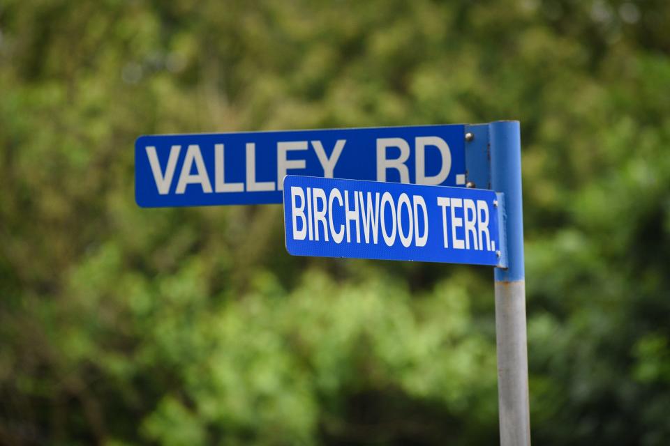 Street sign at intersection of Birchwood Terrace and Valley Road.