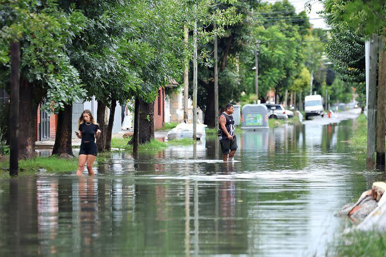 Piñeyro, una localidad golpeada por el temporal