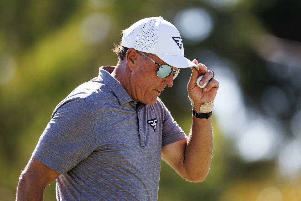 Phil Mickelson acknowledges the crowd during the second round of LIV Golf Adelaide golf tournament at Grange Golf Club. (Photo: Mike Frey-USA TODAY Sports)