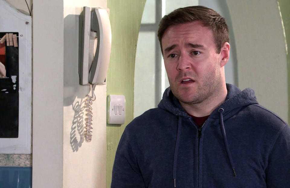 FROM ITV

STRICT EMBARGO - No Use Before Tuesday 6th April 2021

Coronation Street - Ep 10300

Wednesday 14th April 2021 - 2nd Ep

Tyrone Dobbs [ALAN HALSALL] tells Alina Pop [RUXANDRA POROJNICU] that heâ€™s moving back in with Fiz on a temporary basis for the sake of the kids, but itâ€™s her that he loves.  

Picture contact David.crook@itv.com 

This photograph is (C) ITV Plc and can only be reproduced for editorial purposes directly in connection with the programme or event mentioned above, or ITV plc. Once made available by ITV plc Picture Desk, this photograph can be reproduced once only up until the transmission [TX] date and no reproduction fee will be charged. Any subsequent usage may incur a fee. This photograph must not be manipulated [excluding basic cropping] in a manner which alters the visual appearance of the person photographed deemed detrimental or inappropriate by ITV plc Picture Desk. This photograph must not be syndicated to any other company, publication or website, or permanently archived, without the express written permission of ITV Picture Desk. Full Terms and conditions are available on  www.itv.com/presscentre/itvpictures/terms