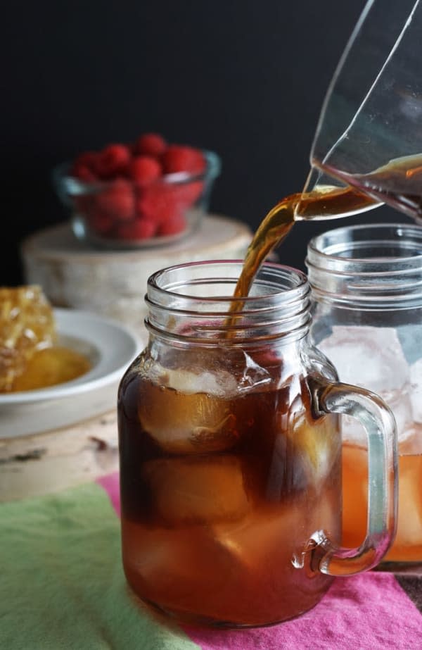 Summer Iced Tea Cocktail Recipes: Raspberry-sweet tea cocktail