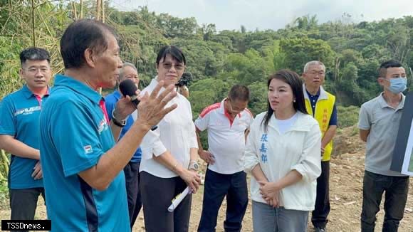 張嘉郡爭取一點九五億元，重建林內多處崩塌與林內、崙背國中校園。(記者劉春生攝)