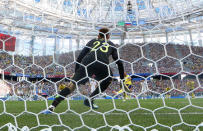 Soccer Football - World Cup - Group F - Sweden vs South Korea - Nizhny Novgorod Stadium, Nizhny Novgorod, Russia - June 18, 2018 Sweden's Andreas Granqvist scores their first goal from the penalty spot REUTERS/Matthew Childs