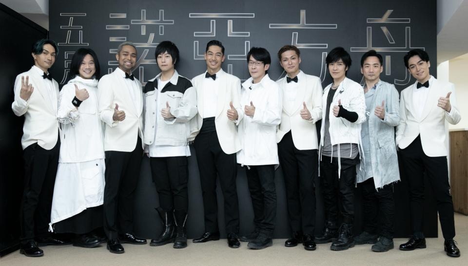 AKIRA（左5）和EXILE THE SECOND擔任五月天演唱會嘉賓。（圖／相信音樂提供）