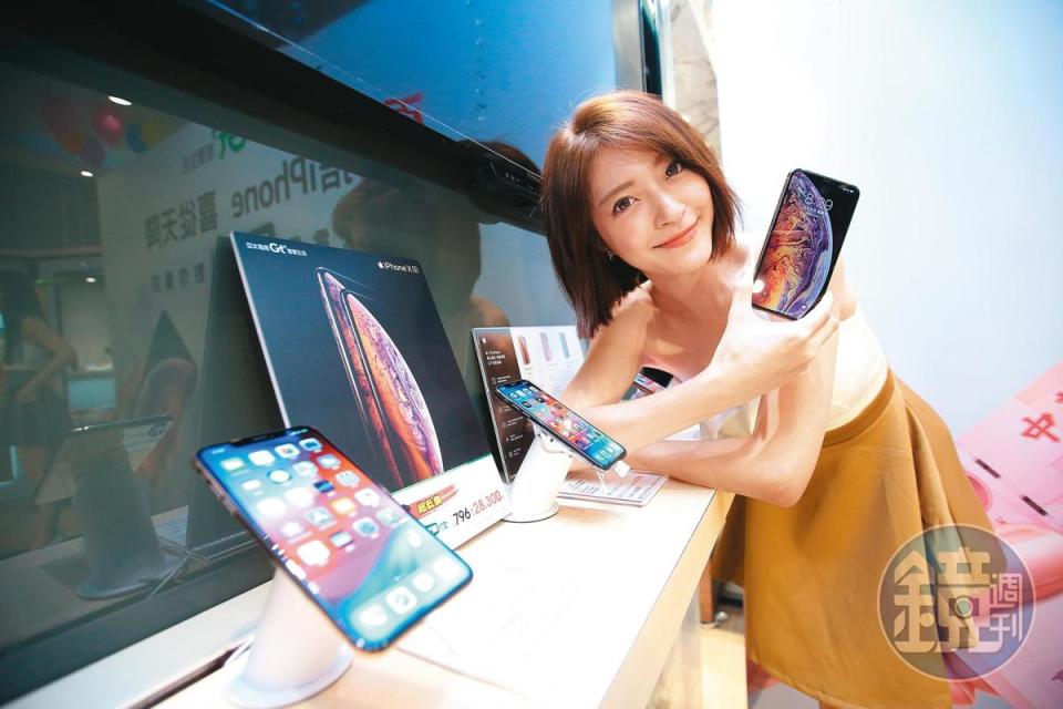 童子賢曾於2017年打算爭奪蘋果iPhone X機殼訂單，透過鎧勝投資數千台CNC機台，因良率不佳而功虧一簣。