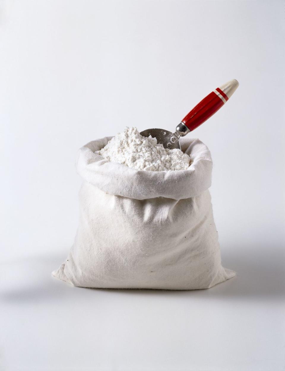 17) Use a bag of flour as a heavy weight.