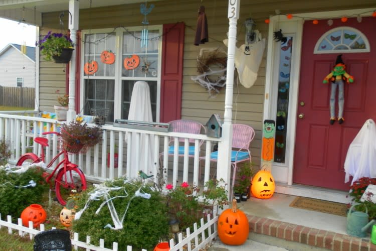 OutdoorHalloween Decor