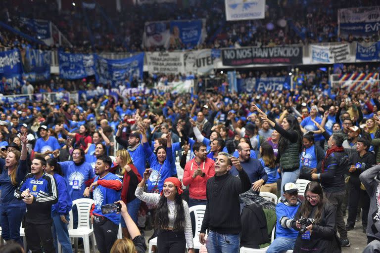 Congreso del Movimiento Evita en Argentinos Juniors