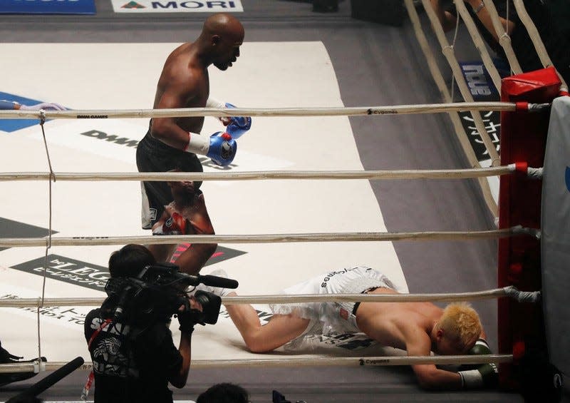 Boxing - Floyd Mayweather v Tenshin Nasukawa - Saitama Super Arena, Tokyo, Japan - December 31, 2018   Floyd Mayweather knocks down Tenshin Nasukawa in the first round   REUTERS/Issei Kato