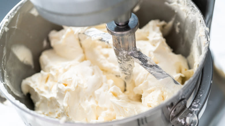Mixing frosting in a stand mixer