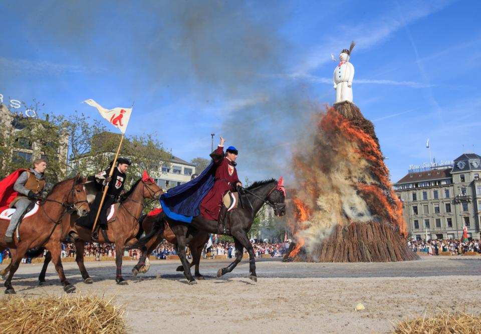 Das Sechseläuten ist nichts für Zartbesaitete. (Bild: ddp images)