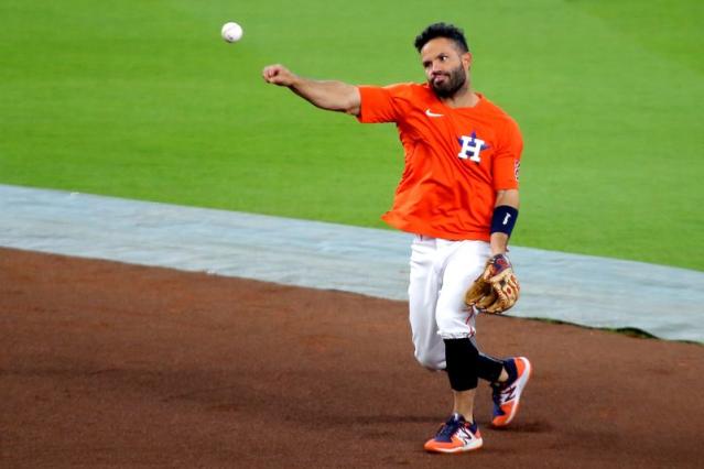 Jose Altuve reveals he tested positive for COVID-19