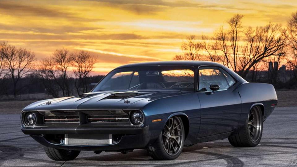 Celebrities Who Love Mopars 