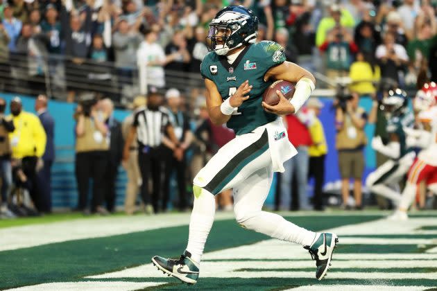 Super Bowl 2023: Eagles' Jalen Hurts proud of 'historic moment' in 1st  matchup of Black QBs