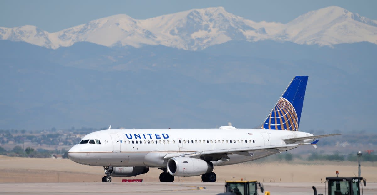 UNITED AIRLINES-VUELOS INTERNACIONALES (AP)