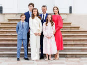 Príncipe Federico y princesa Mary con sus hijos