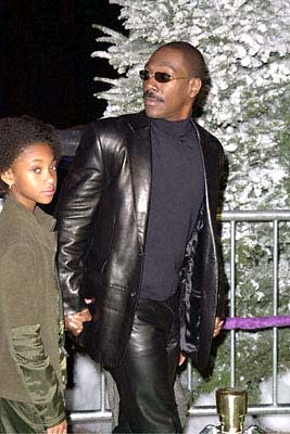 Eddie Murphy with his daughter at the Universal Amphitheatre premiere of Universal's Dr. Seuss' How The Grinch Stole Christmas