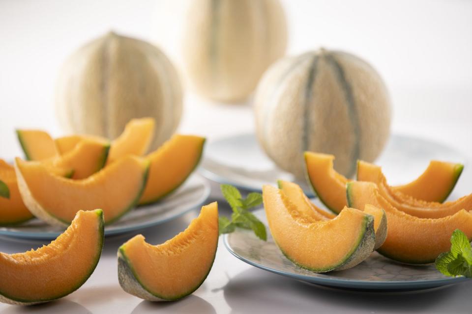 cantaloup melon slices for dessert