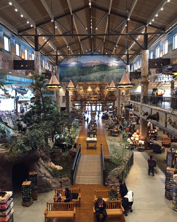 Bass Pro Shops Outdoor Experience