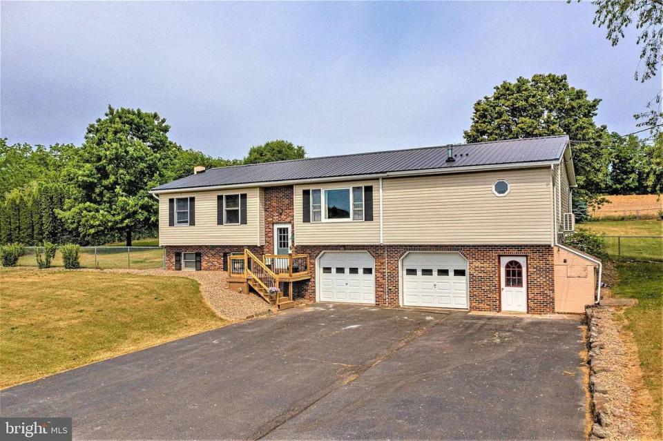 A front-facing view of the property at 381 Benner Road in Bellefonte. Photo shared with permission from home’s listing agent, Annette Yorks of Perry Wellington Realty.