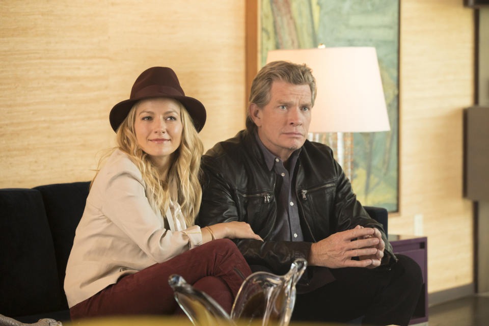 Becki Newton (Jackie) and Church in <em>Divorce </em>(Photo: Craig Blankenhorn/HBO)