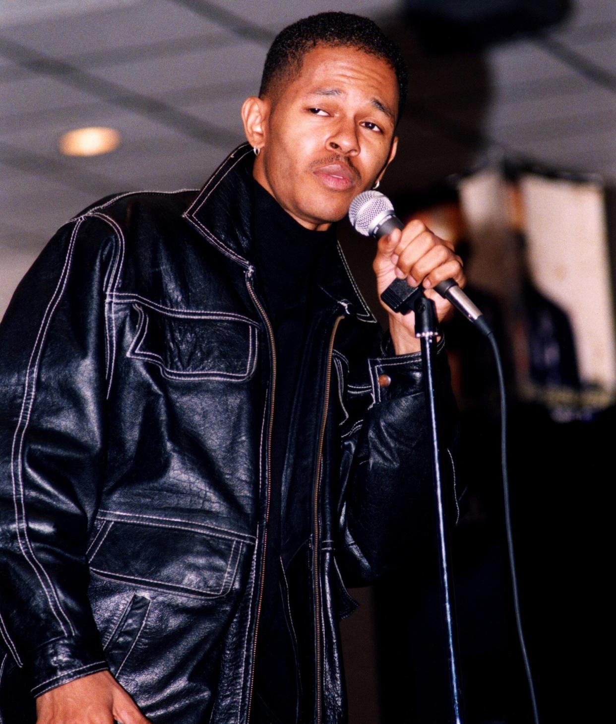 Jesse Powell performs at the Hyde Park Hilton hotel in Chicago