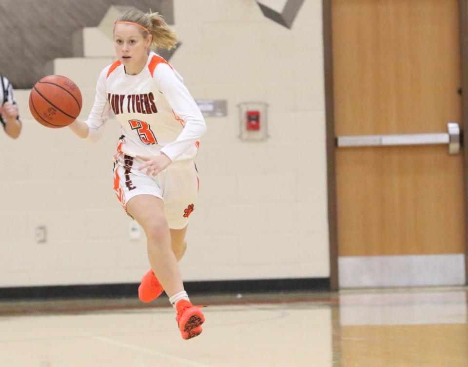 GALLERY: Mansfield Senior vs Wooster Girls Basketball