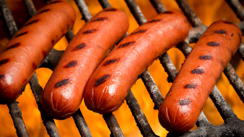 Hot dogs on grill 