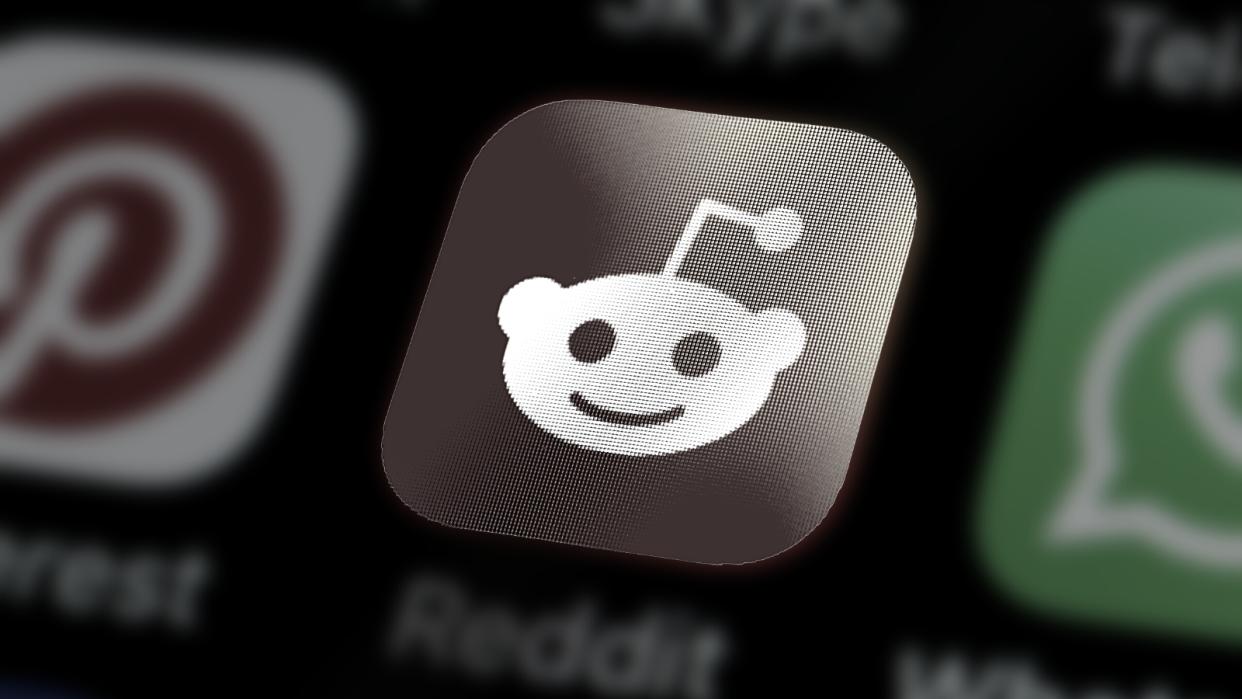 Over 500 communities, including technology and gaming communities, are joining the Reddit Blackout 12 June. (Photo: Getty Images)