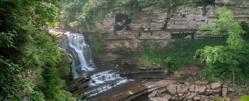 Located in the Cordell Hull Watershed, the Cummins Falls area has been a scenic spot and swimming hole for local residents of Jackson and Putnam counties for more than 100 years. (PHOTO: Tennessee Department of Tourist Development)