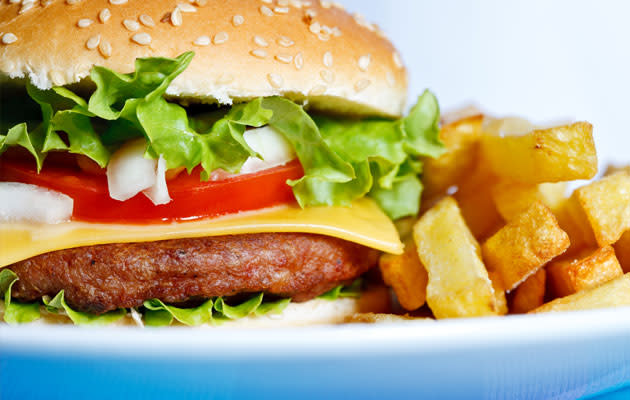 Learn why fast food is bad for health (Thinkstock photo)