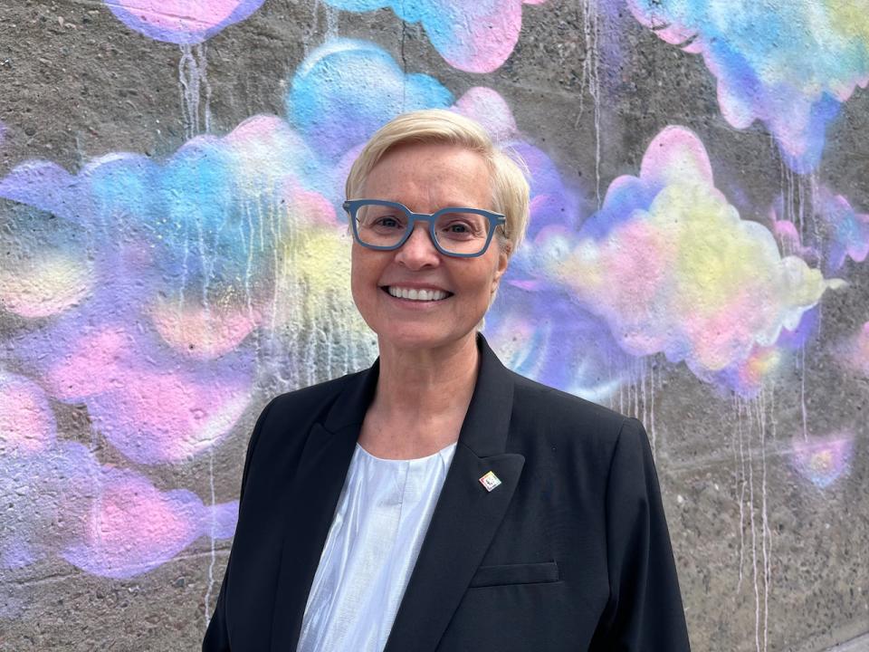 Michelle Douglas, executive director of the LGBT Purge Fund, was honourably discharged from the military in 1989 because of her sexuality. Douglas says the monument serves a "beacon of hope" for the entire community. 