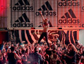 <p>Insomma pare che le strisce dipinte sulle scarpe debbano restare unicamente una prerogativa dell’Adidas in tutta Europa. (Getty) </p>