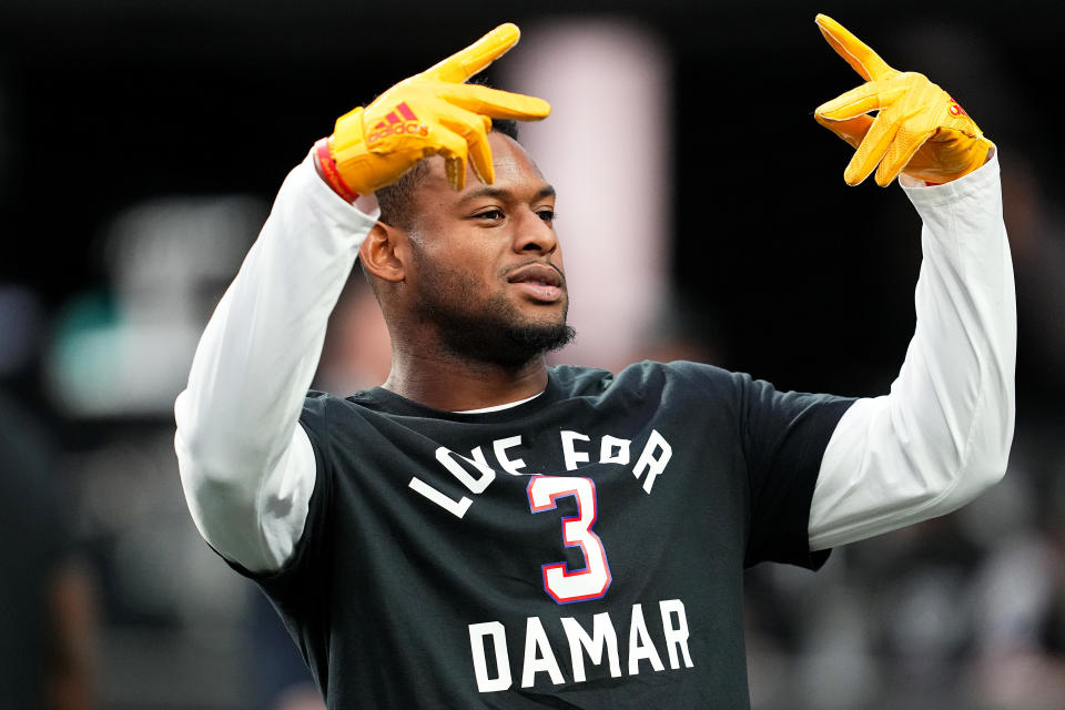 Chiefs receiver JuJu Smith-Schuster also honored Damar Hamlin of the Buffalo Bills. (Photo by Chris Unger/Getty Images)