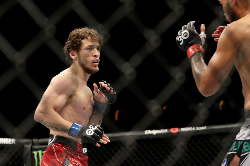 Feb 12, 2023; Perth, WA, AUSTRALIA; Josh Culibao (red gloves) fights Melsik Baghdasaryan (blue gloves) during UFC 284 at RAC Arena. Mandatory Credit: Jasmin Frank-USA TODAY Sports