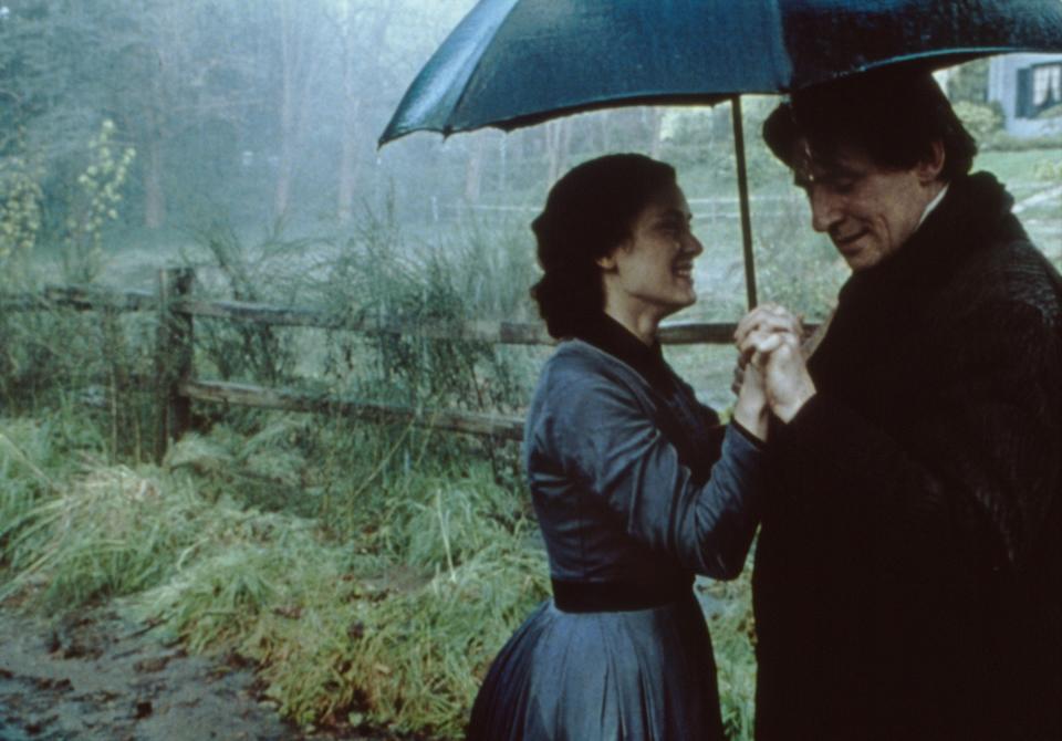 LITTLE WOMEN, from left: Winona Ryder, Gabriel Byrne, 1994