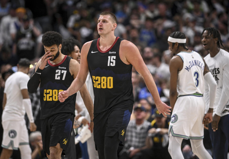 Jamal Murray與Nikola Jokic。（NBA Photo by AAron Ontiveroz/The Denver Post）