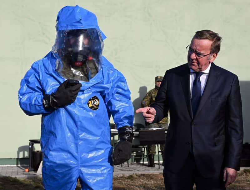 German Minister of Defence Boris Pistorius (R) visits the Kosovo Search and Rescue International Training Centre (SARITC). Soeren Stache/dpa