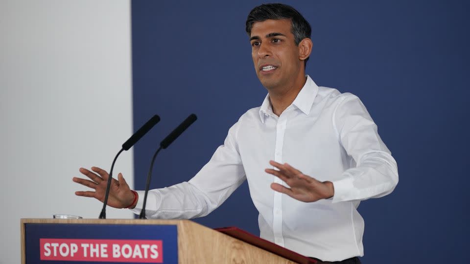 UK Prime Minister Rishi Sunak gives an update on the progress made since he introduced the Illegal Migration Bill, under his plans to "stop the boats," on June 5, 2023 in Dover, England. - Yui Mok/WPA Pool/Getty Images/File