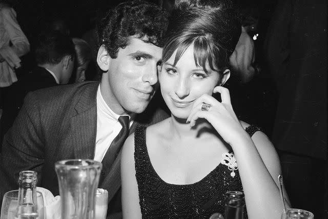 Earl Leaf/Michael Ochs Archives/Getty Elliott Gould and Barbra Streisand