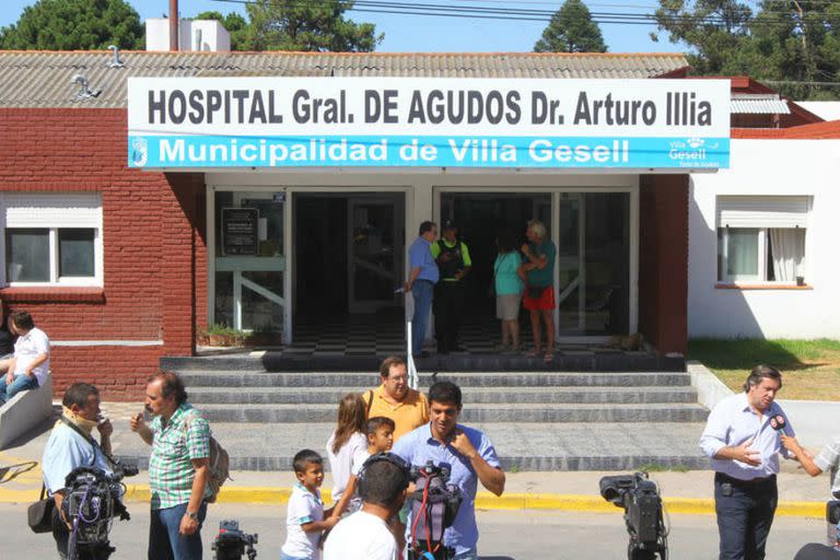 Todavía hay tres personas internadas en el hospital de Villa Gesell por las heridas provocadas por el rayo