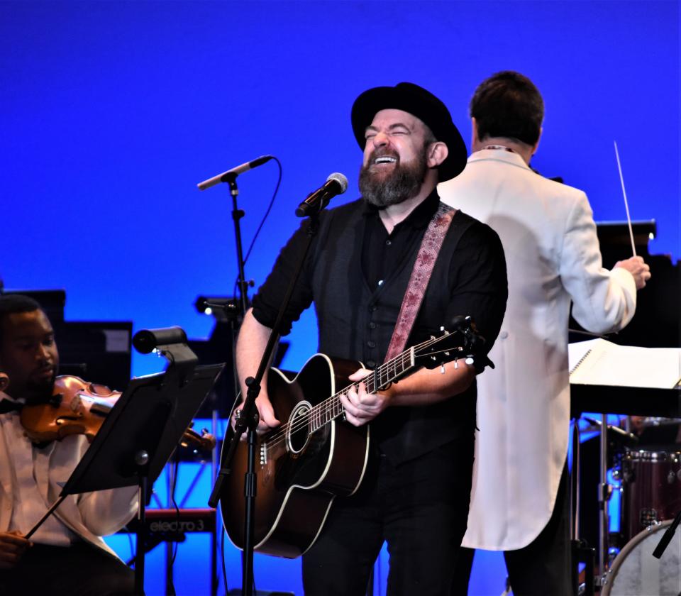 Kristian Bush of Sugarland performed at Island Hopper in September 2019 with Gulf Coast Symphony. He's back for more Southwest Florida shows this month.